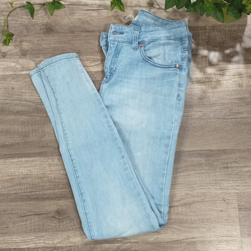 Jeans - Picture 3 of 4